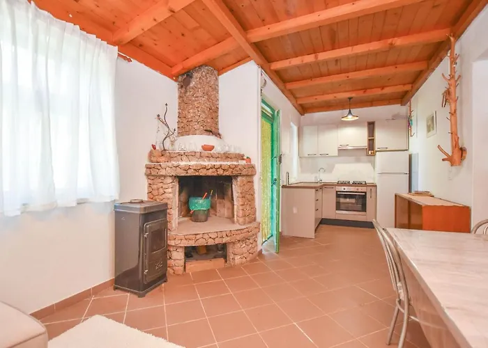 House Oliva Tkon