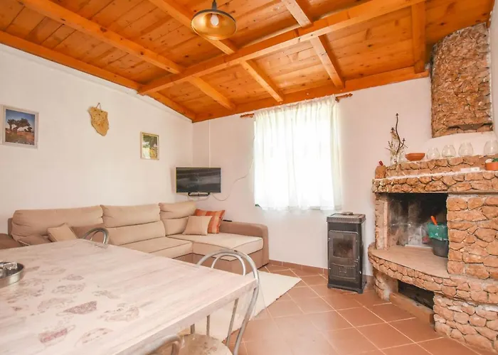 House Oliva Tkon