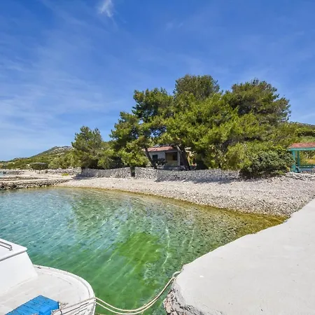 Holiday home House Oliva Tkon