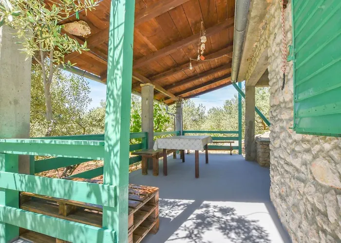 Vikendica House Oliva *