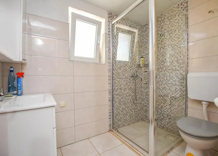 House Oliva Tkon