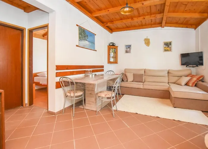 Vikendica House Oliva Tkon