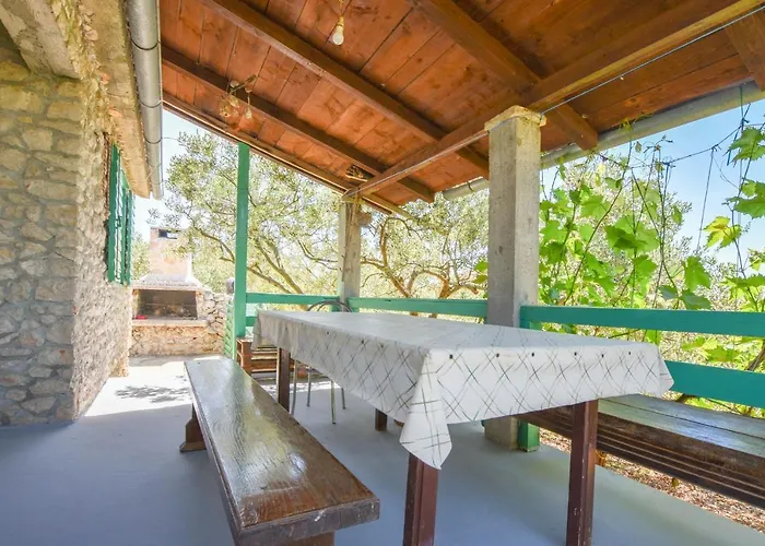 Vikendica House Oliva *