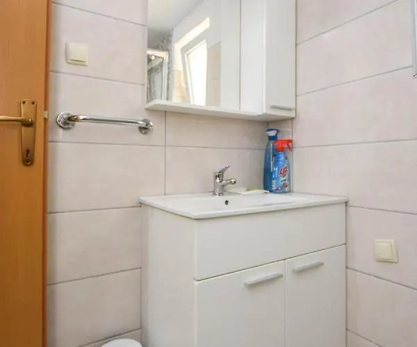 Vikendica House Oliva *